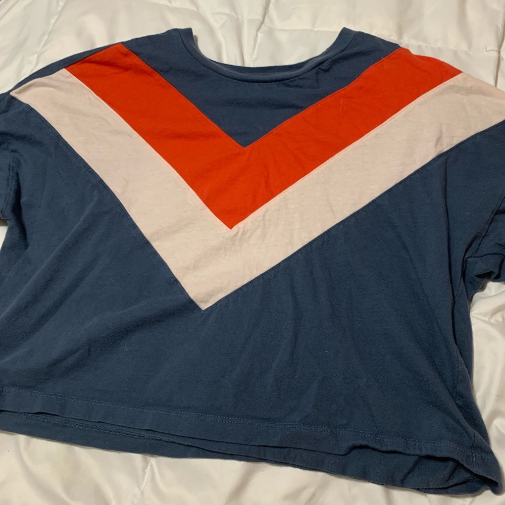 Rue 21 Cropped T-shirt